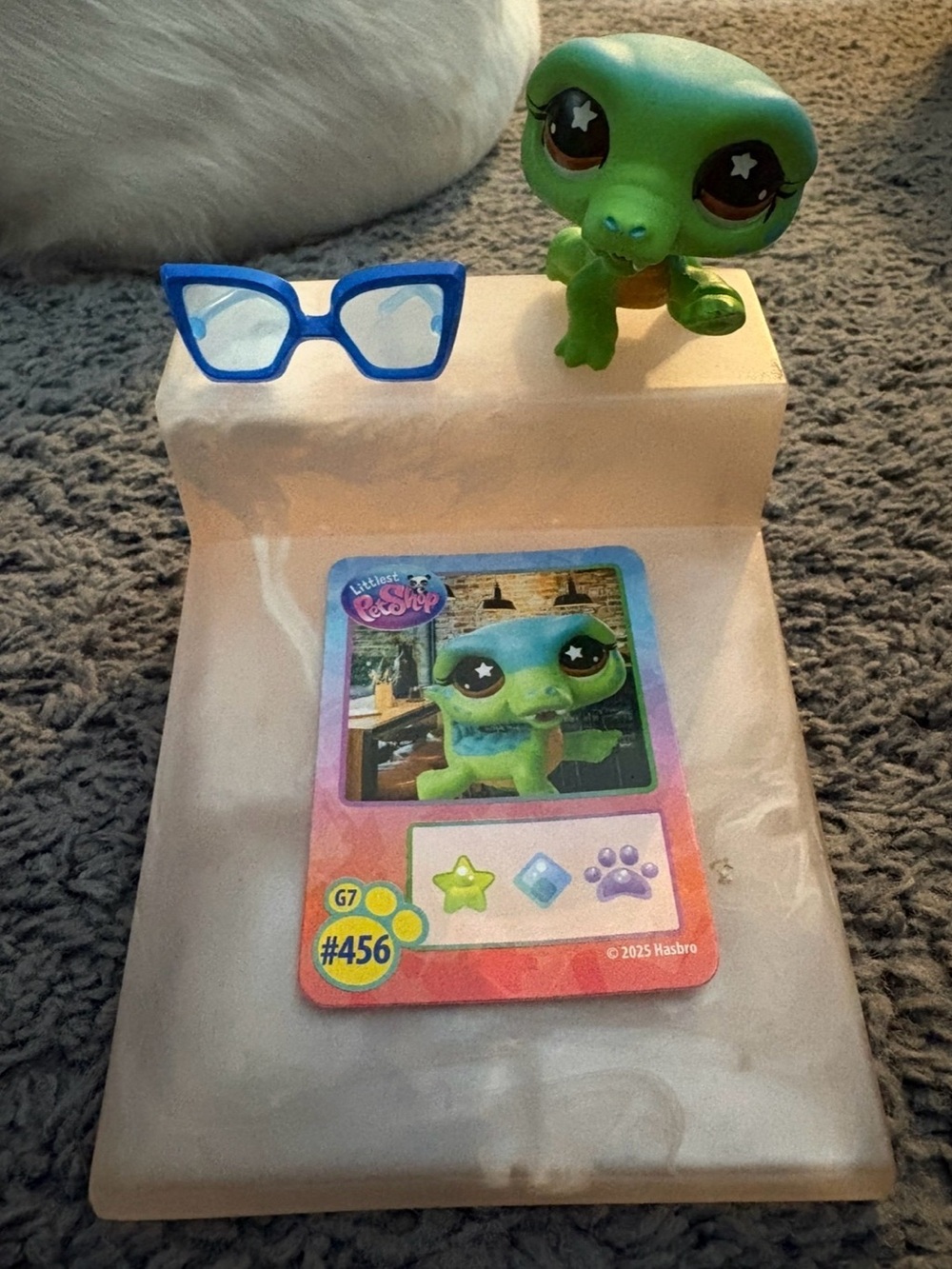NWOT Littlest Pet Shop Alligator with glasses #456